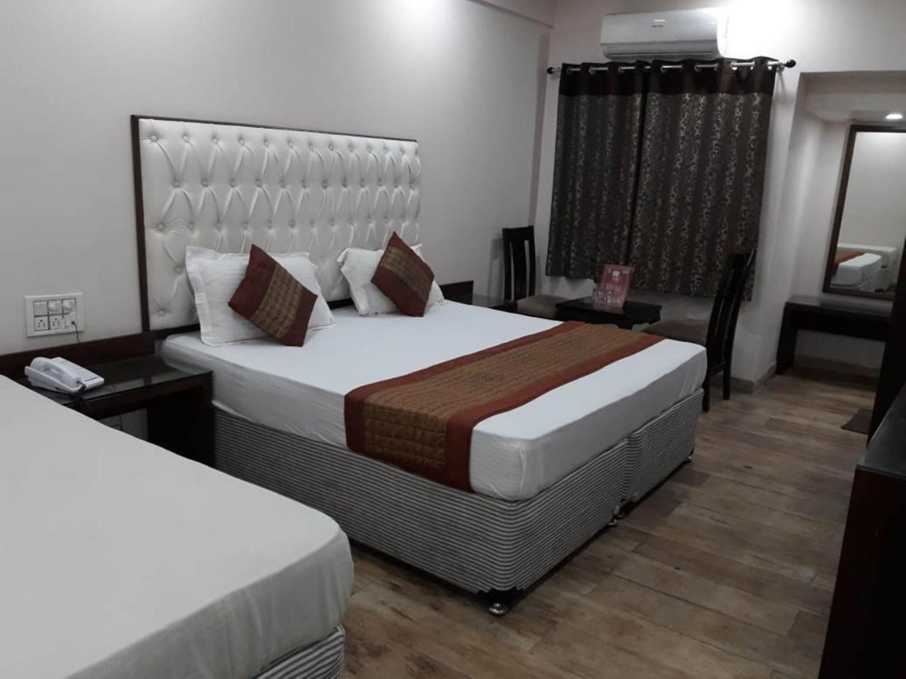 Hotel Kabeer New Delhi @ New Delhi Railway Station Экстерьер фото