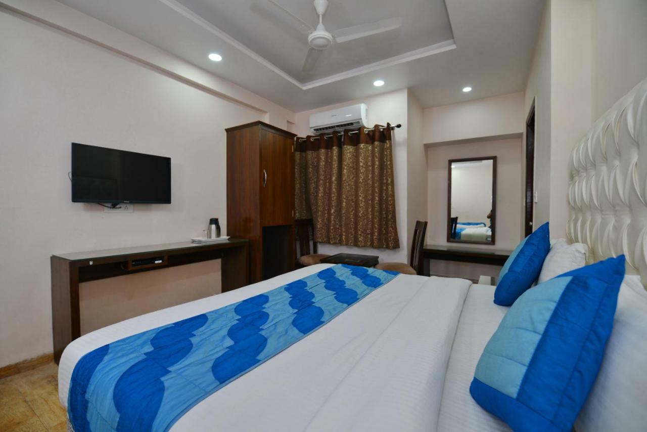 Hotel Kabeer New Delhi @ New Delhi Railway Station Экстерьер фото