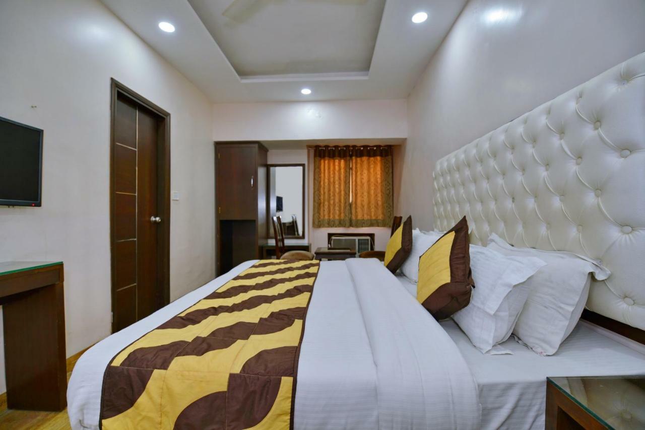 Hotel Kabeer New Delhi @ New Delhi Railway Station Экстерьер фото