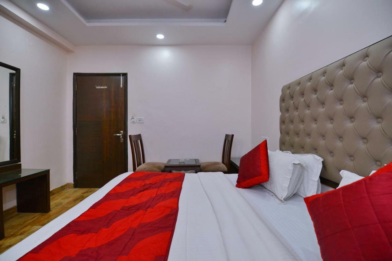 Hotel Kabeer New Delhi @ New Delhi Railway Station Экстерьер фото