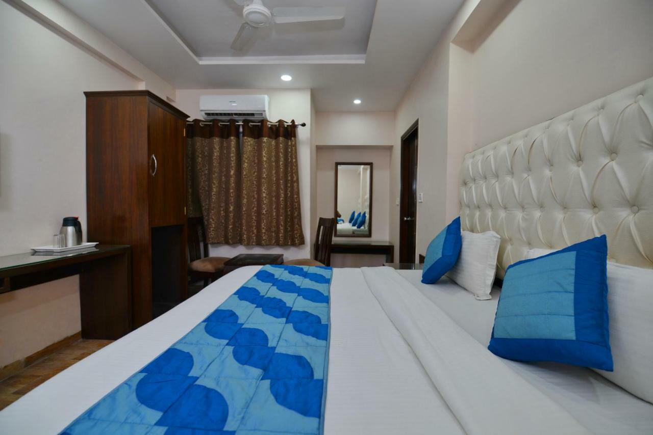 Hotel Kabeer New Delhi @ New Delhi Railway Station Экстерьер фото